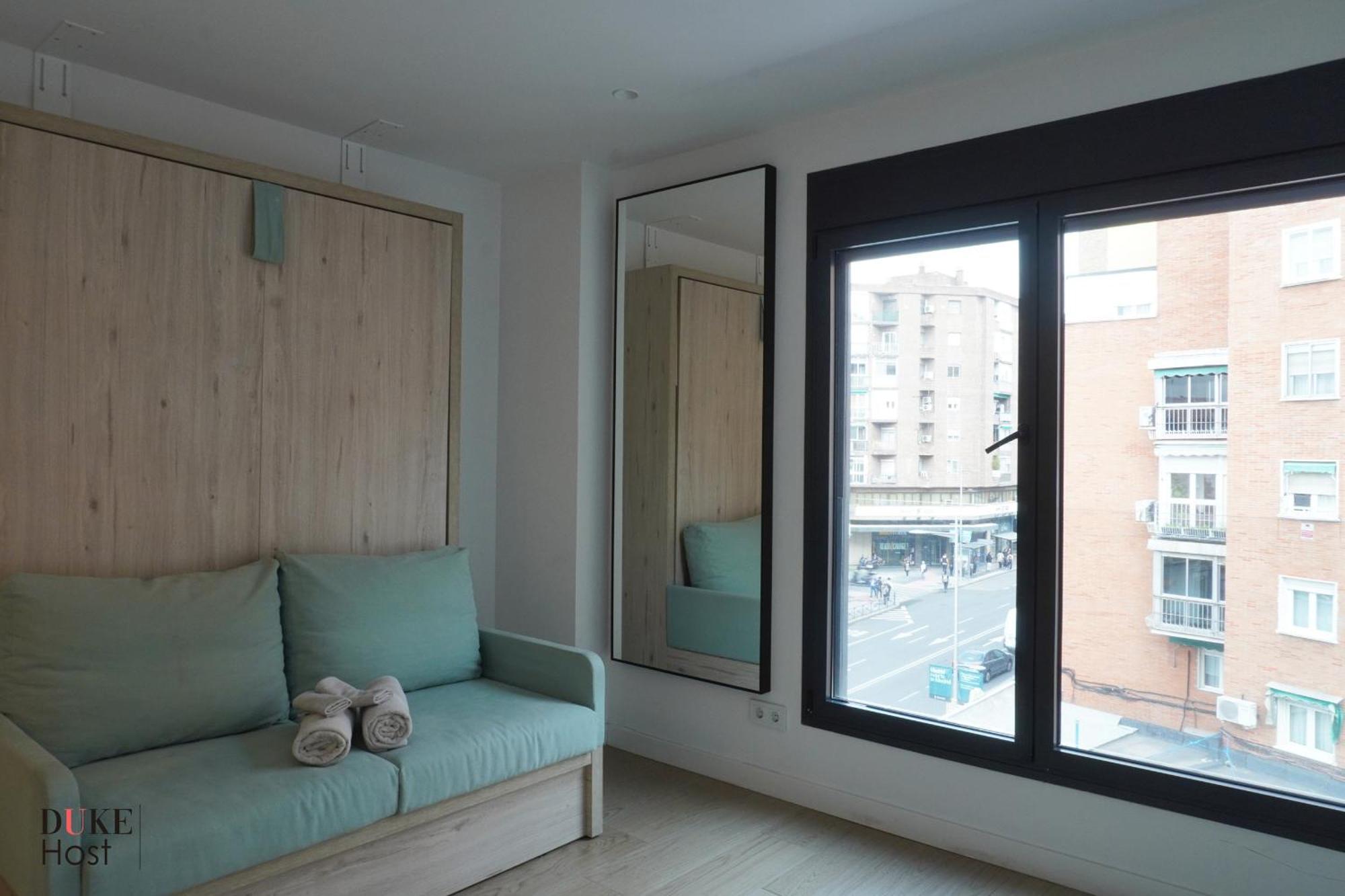 Castilla Luxury B Apartments Мадрид Екстер'єр фото