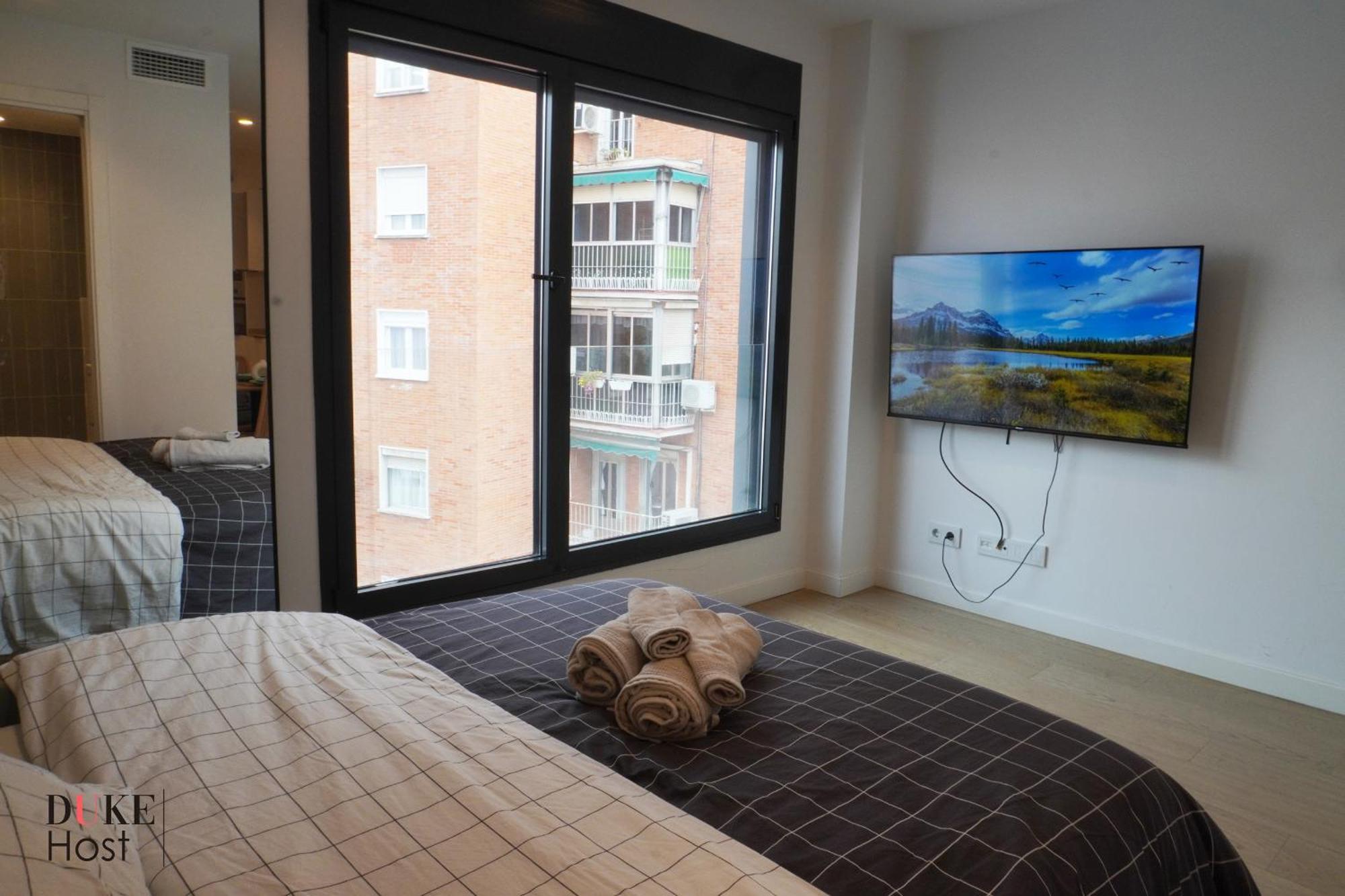 Castilla Luxury B Apartments Мадрид Екстер'єр фото